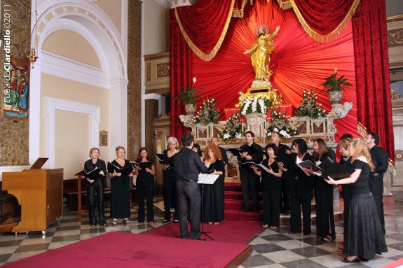 Coro della Società Polifonica della Pietrasanta, Napoli - M° Rosario Peluso